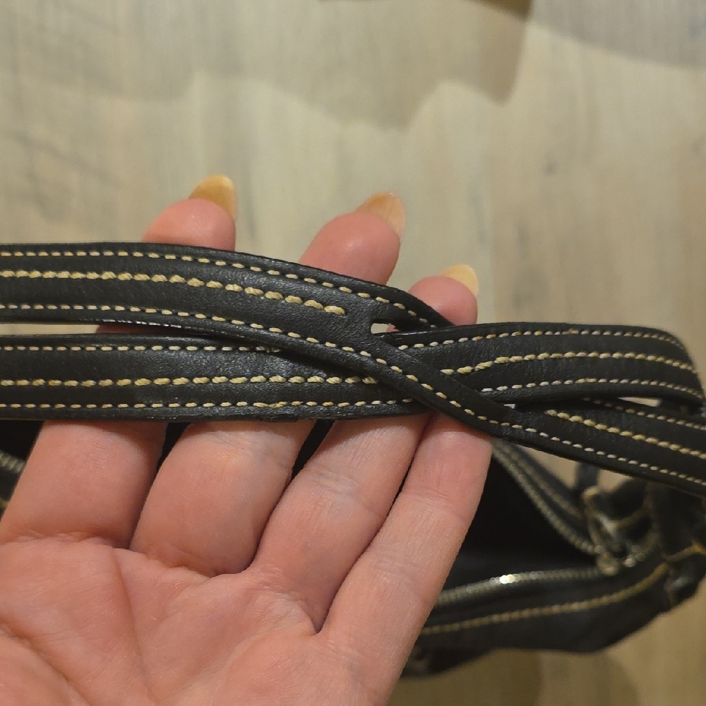 Elegant Black Women's Bag by Coach - Picture 7 of 10